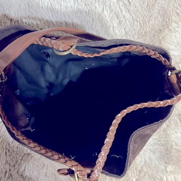 Adrianne Vittadini brown suede bucket bag - Picture 2 of 5